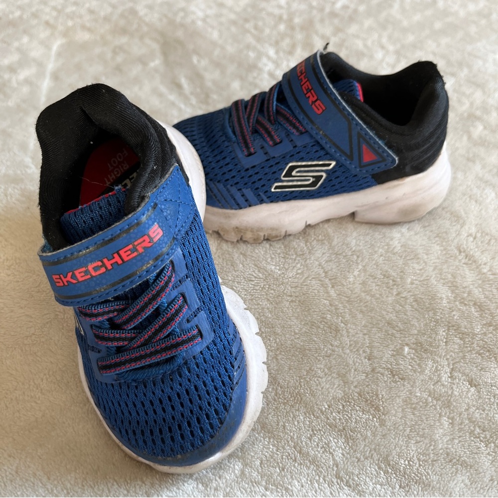 Sketchers Toddler Shoes Size 5